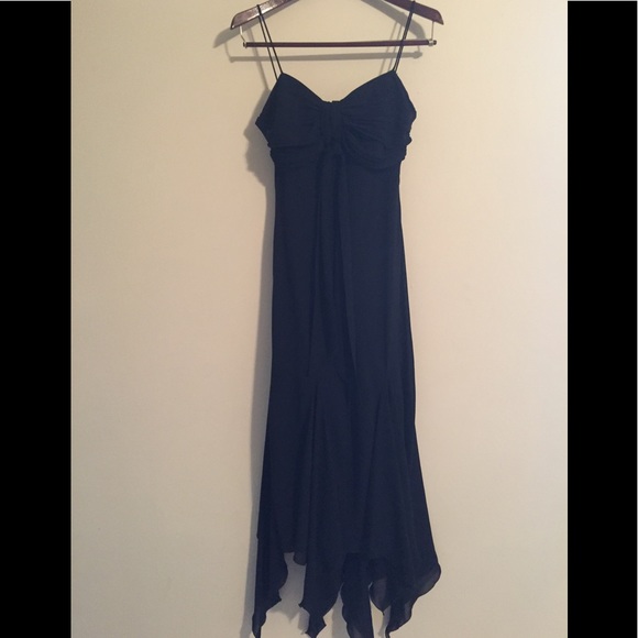 S L Fashions Dresses & Skirts - 💖Black Flattering Evening Dress Looks Brand New